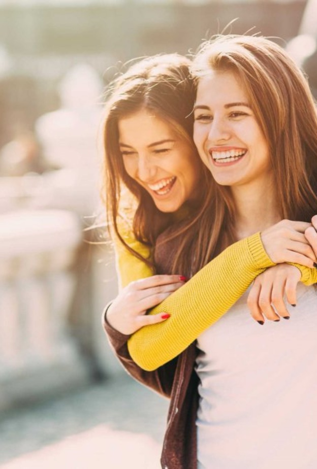 أهمية الصداقة في حياة المرأة