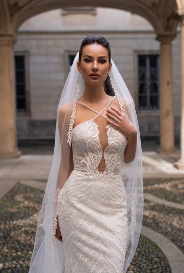 فستان زهري مطرز