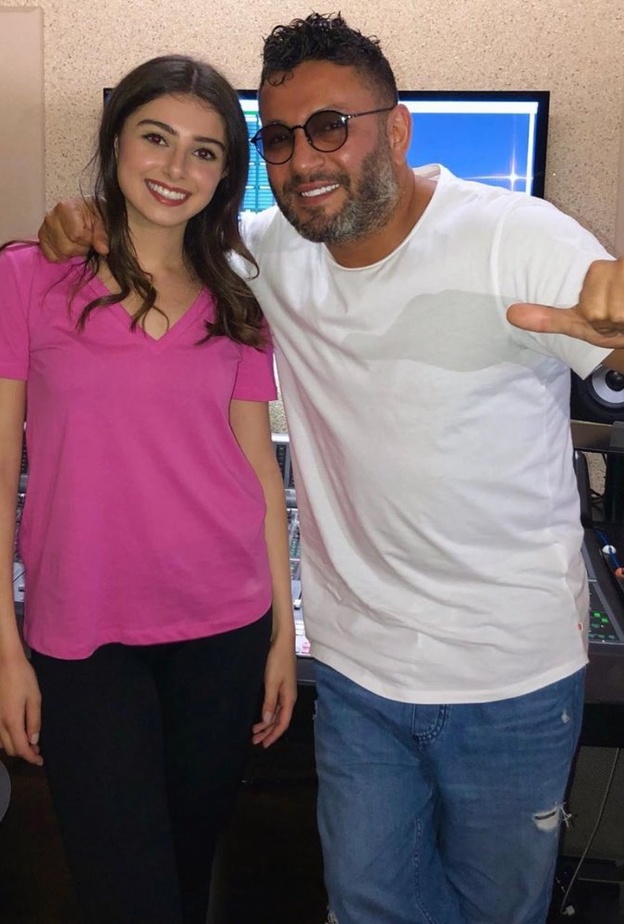 ماريتا الحلاني تنشر صورة لها مع زياد برجي في الاستديو أثناء تسجيلها أغنية جديدة