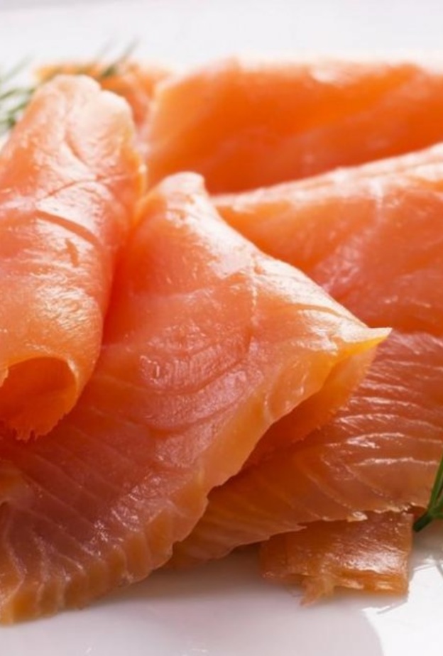  السلمون المدخن يعزز مناعة الجسم