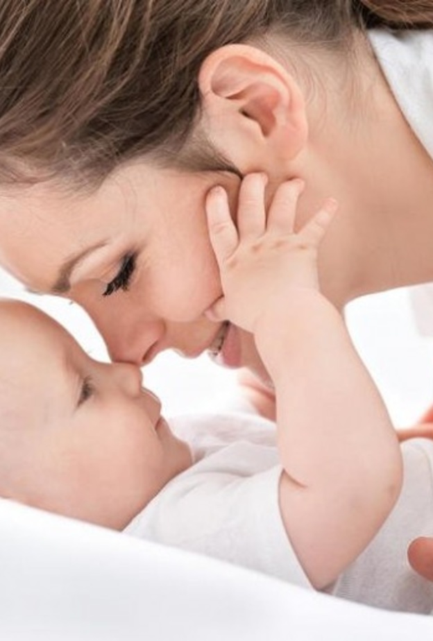 فوائد الرضاعة الطبيعية للأم والطفل