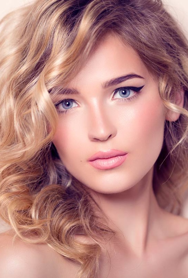 تسريحات شعر قصير سهلة وبسيطة