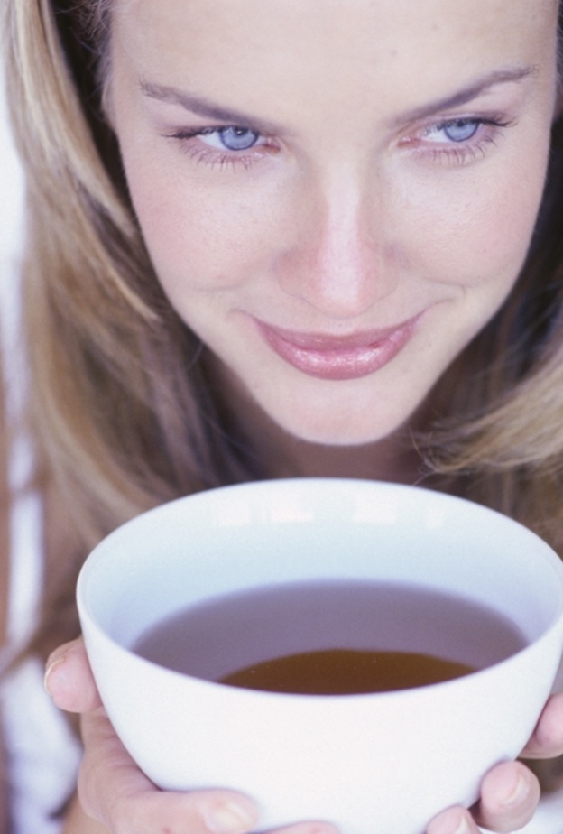 افضل مشروبات صباحية لحرق دهون البطن