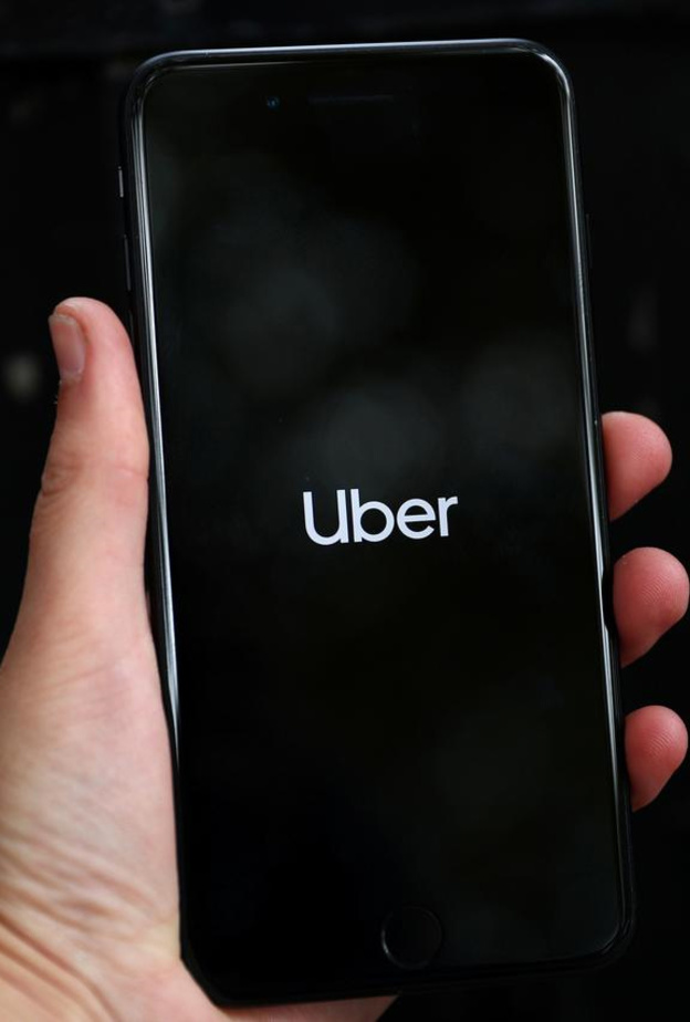 أوبر تطلق تنبيهات "التحقق من مشوارك" في المنطقة