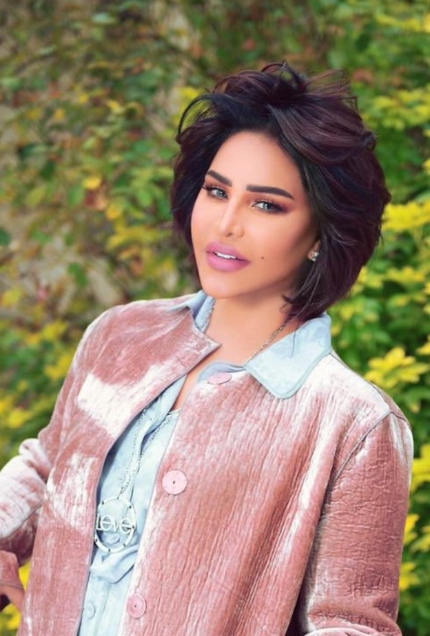 احلام تناشد الدعاء لفجر السعيد