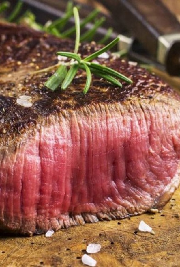 كمية السعرات الحرارية في اللحم المشوي و كيفية تناوله بطريقة صحية