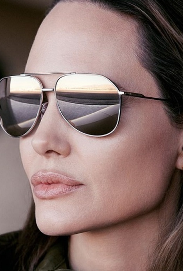 أنجلينا جولي