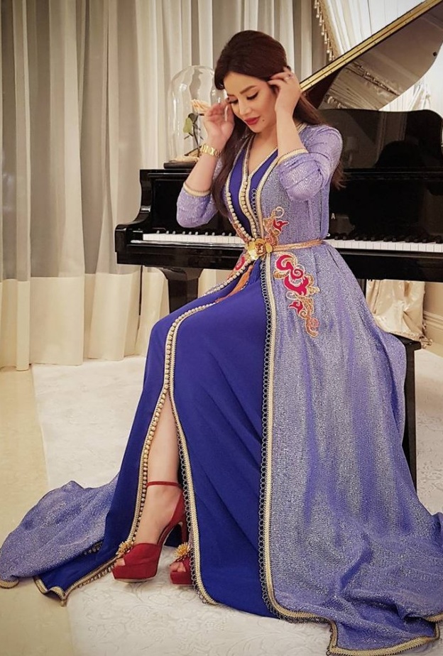 اطلالات النجمة بلقيس بموضة القفطان المزخرف‏ مع الاكمام الفاخرة