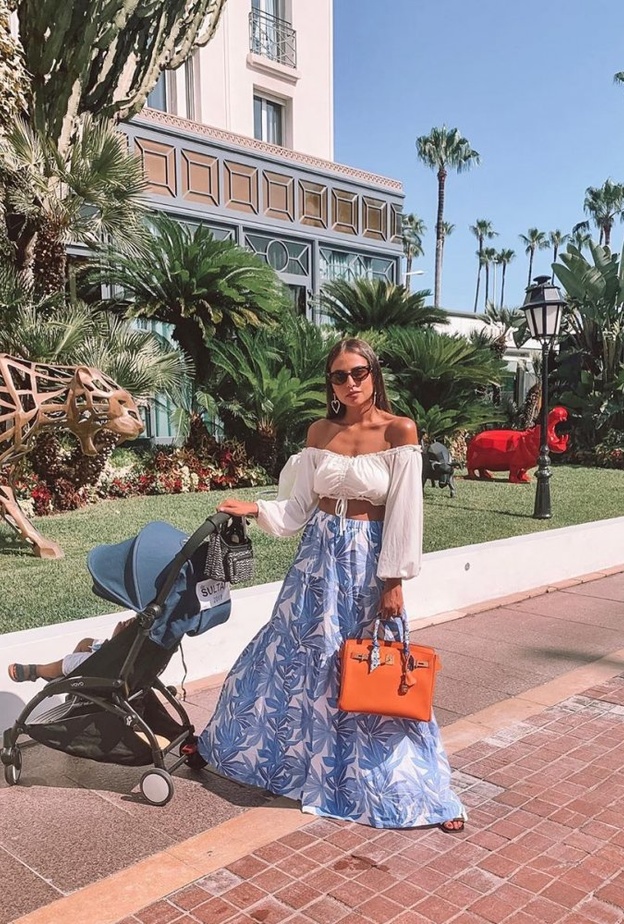 موديلات تنانير للقصيرات