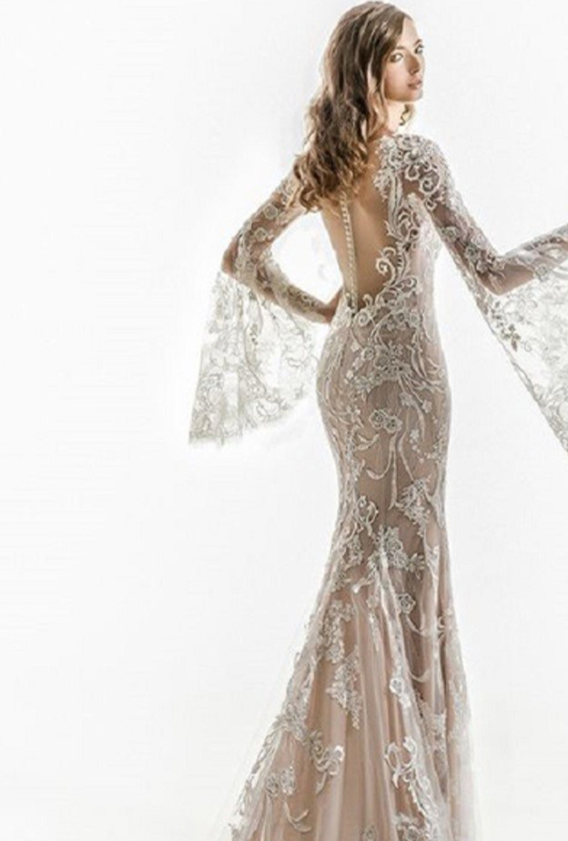 فستان من BHLDN