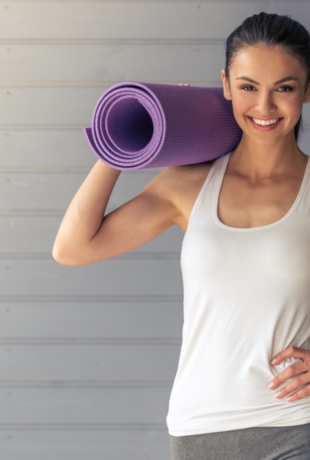 5 وضعيات يوغا للتغلب على حر الصيف 