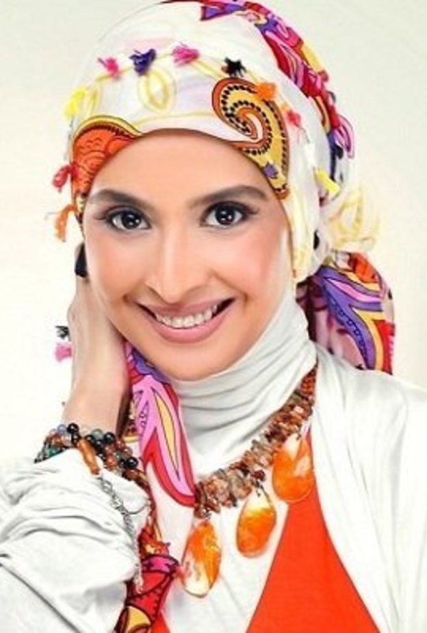 حنان الترك اعتزلت في عمر مبكر