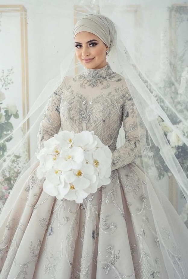 أحد أشكال التوربان المناسبة للوجه الممتلئ