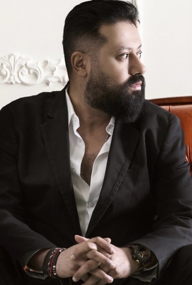 الفنان الراحل حمود ناصر