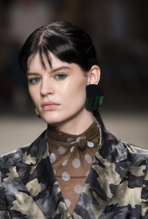 اعتمدي هذه الألوان للآيلاينر