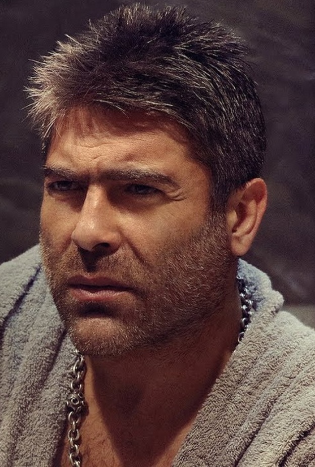 تصاعد الخلافات بين وائل كفوري وطليقته