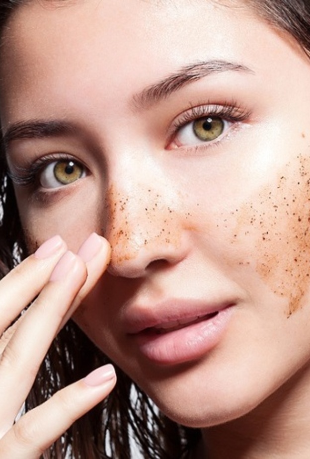  سكراب القهوة لتقشير البشرة