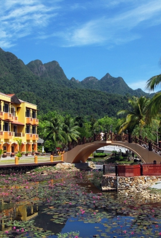 إحدى أجمل تجارب الغطس في جزر تيومان