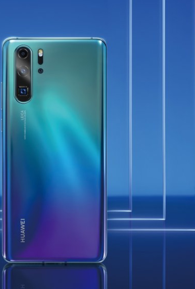 هواوي تفوز بجائزة أفضل هاتف ذكي في العام عن هاتف HUAWEI P30 Pro
