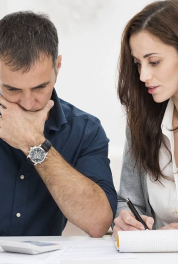 ماذا تفعل الزوجة إذا كان راتبها أعلى من راتب الزوج 