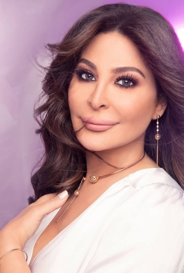 إطلالات جمالية لا تنسى للنجمة اليسا مع الشعر الويفي بعد إعلان إعتزالها