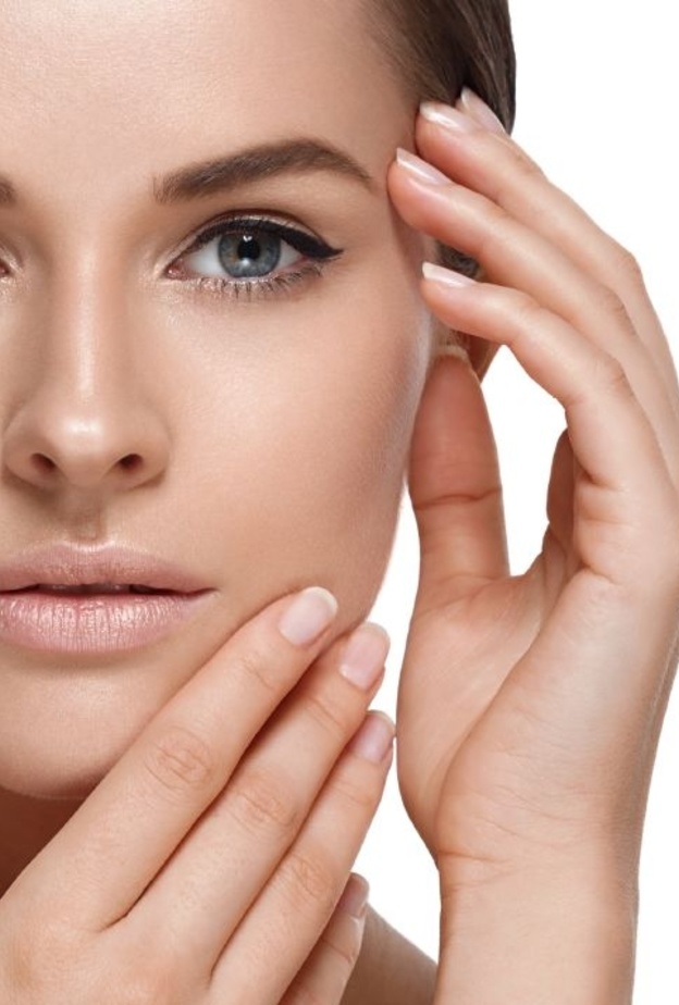 فوائد عنب الثعلب الهندي في السعودية للعناية بالبشرة