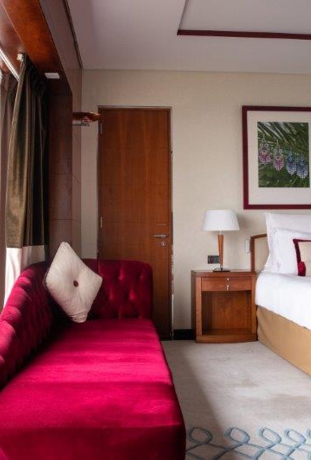 احتفالاً بيوم المرأة الإماراتية.. عروض مميزة من فنادق ومنتجعات جميرا