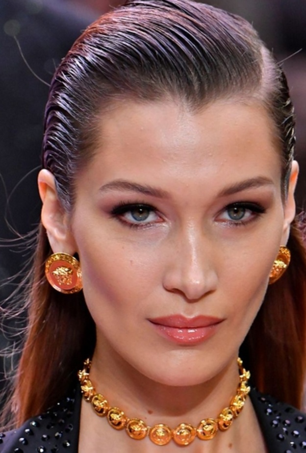 استوحي أجمل تسريحاتك من بيلا