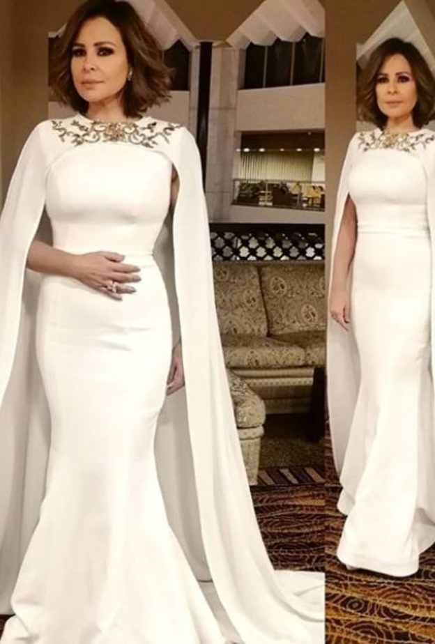 إطلالة ملوكية فخمة تألقت بها كارول سماحة في السعودية حملت توقيع دار مروان وخالد كوتور