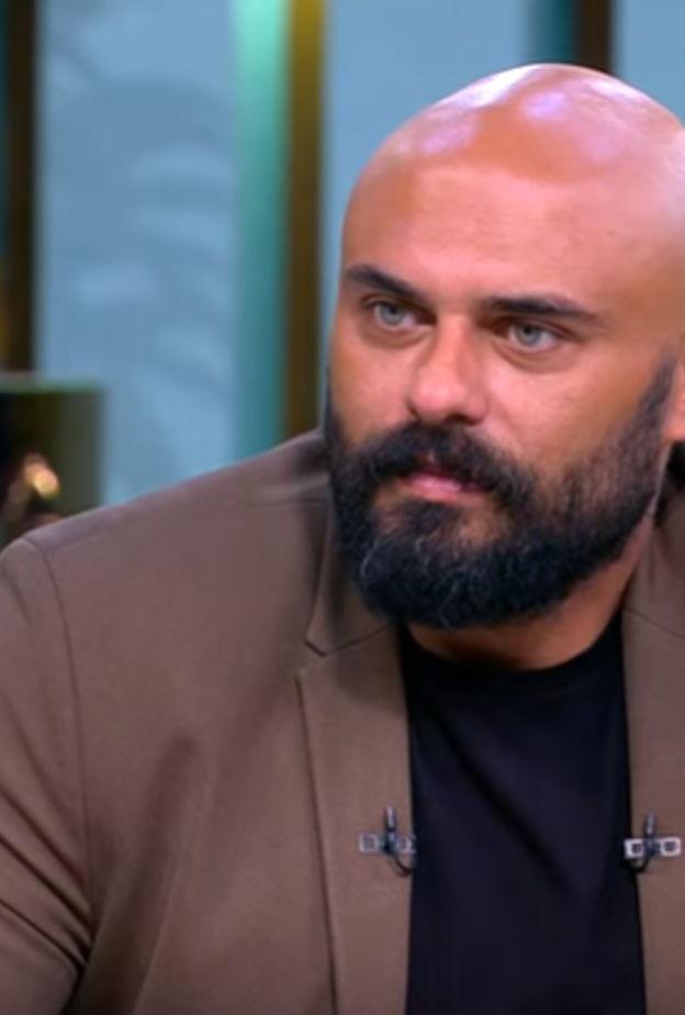 احمد صلاح حسني