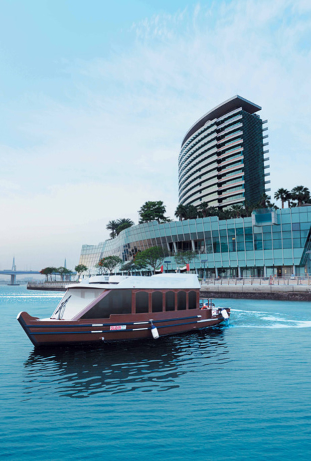 طرق دبي تطلق خدمة مجانية في محطة الجداف البحرية لنقل الركاب إلى خطوط المترو