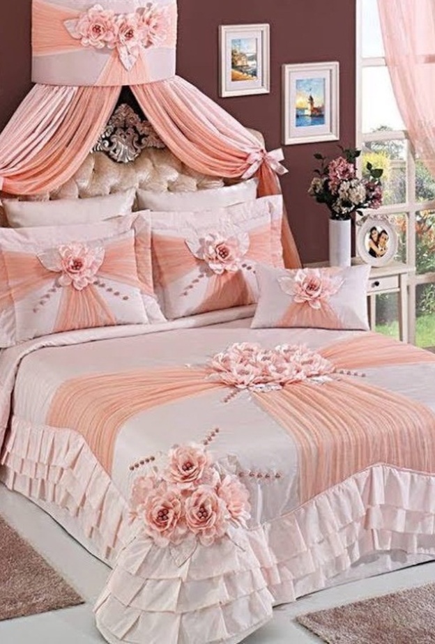 مفارش باللونين الاحمر والابيض