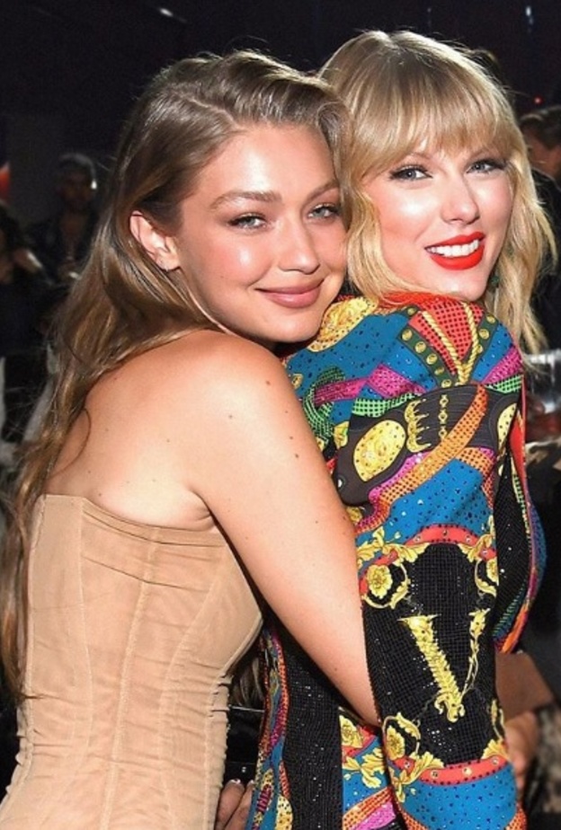 تايلور سويفت و جيجي حديد 