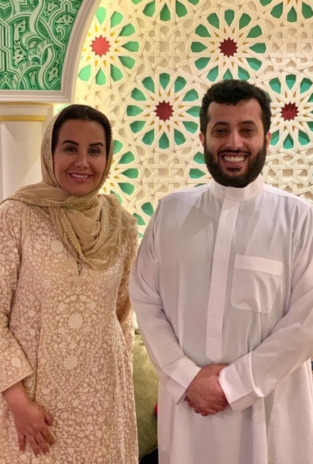 معرض وبازار أنا عربية