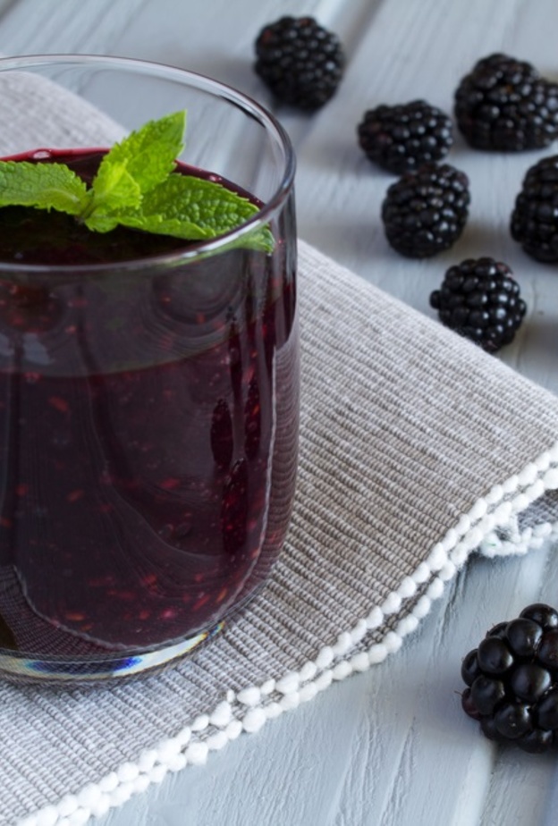 اهم فوائد عصير التوت الاسود على الصحة