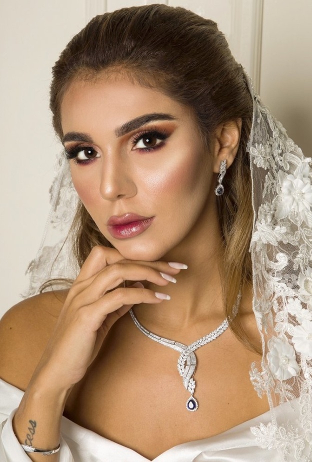 لقطة عروس بكاميرا المصورة امجاد عبدالله