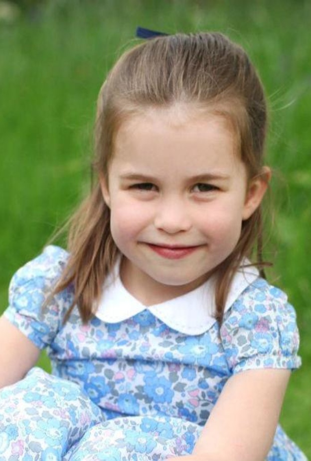  رسوم دراسة الأميرة تشارلوت أقل من رسوم دراسة شقيقها الأكبر في نفس المدرسة لهذا السبب