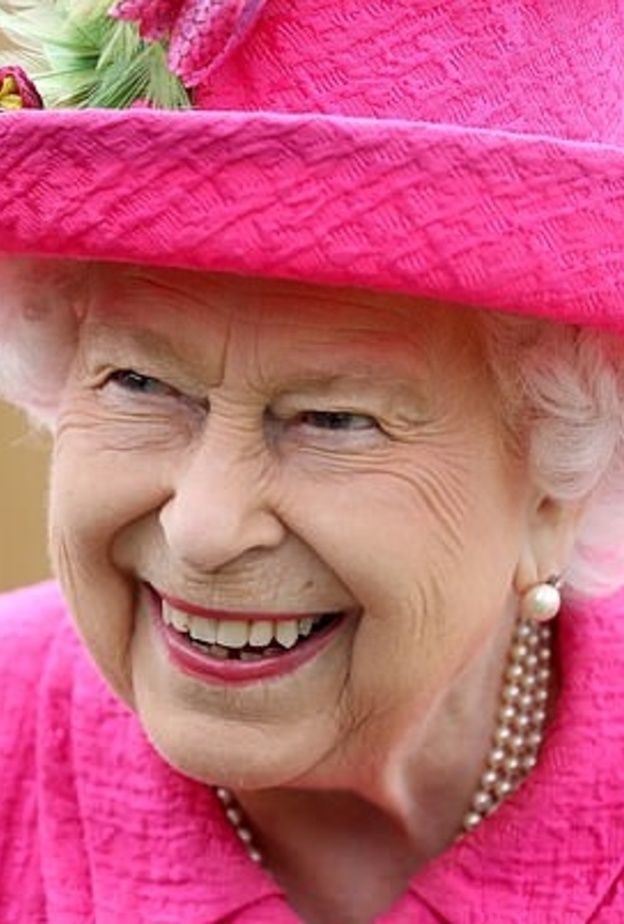 ملكة بريطانيا الملكة إليزابيث الثانية