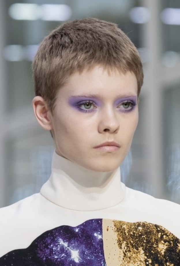 الوان ظلال عيون بنفسجية لخريف 2019