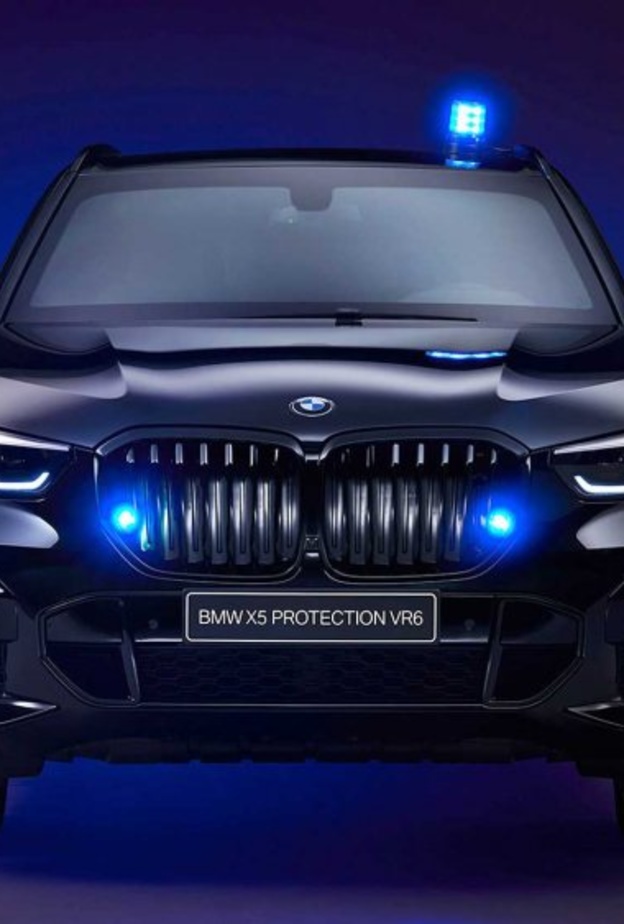 BMW تحتفي بالجيل الثالث من إكس 6