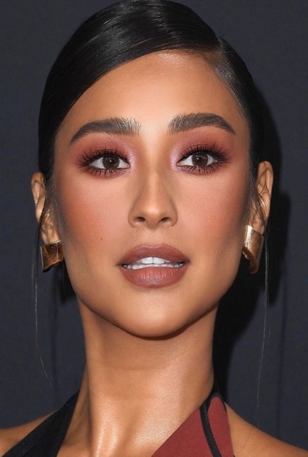 أحمر الشفاه من ايف سان لوران Yves Saint Laurent Tatouage Couture Liquid Matte Lip Stain in 28 Nude Undercover