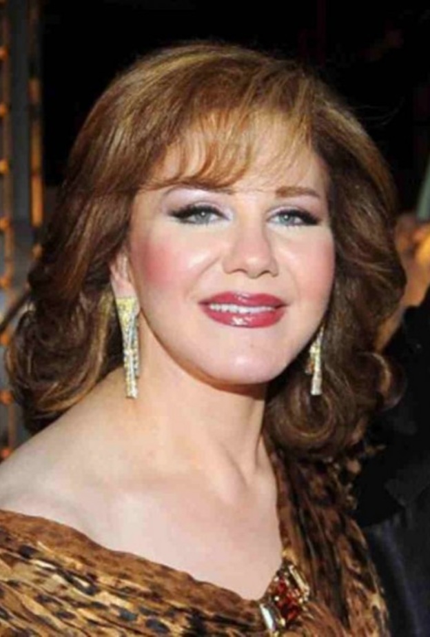 ميادة الحناوي توضح حقيقة مرضها