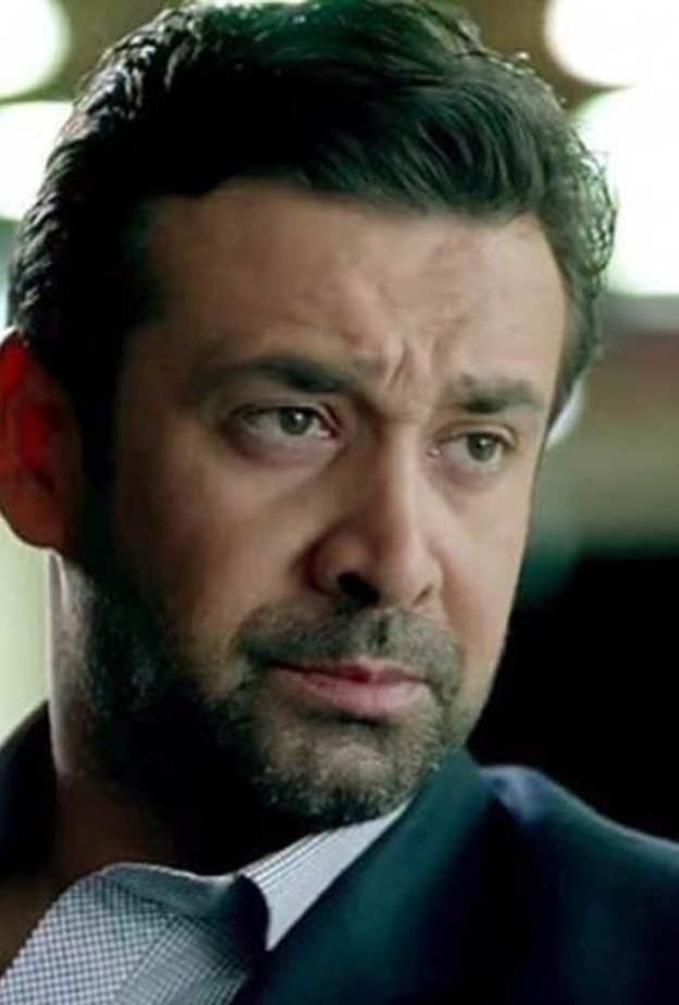 كريم عبد العزيز