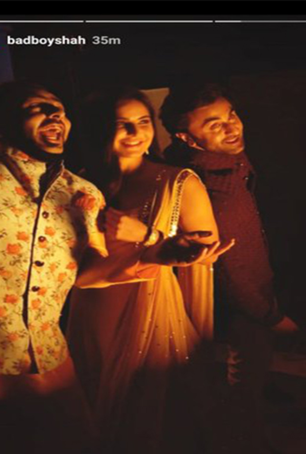 صورة تجمع كاترينا كيف ورانبير كابور