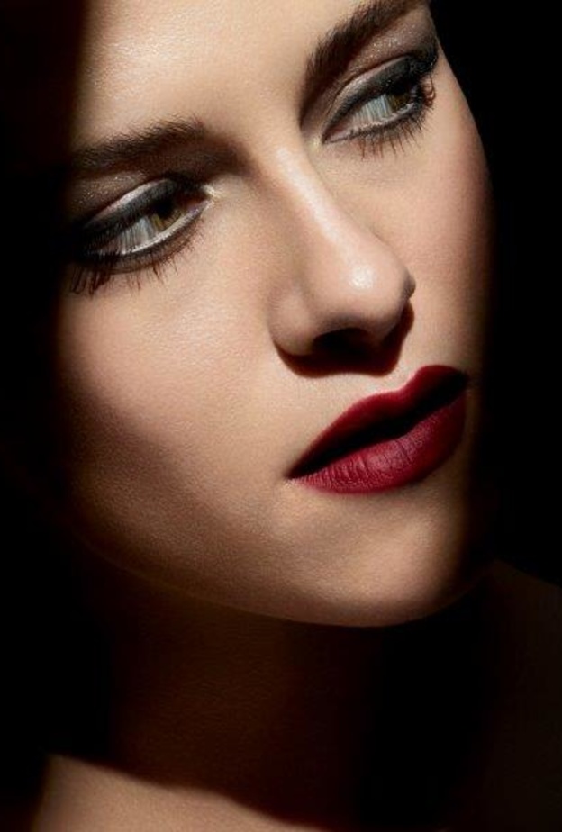 LE GEL PAILLETÉ جل شفاف ولامع