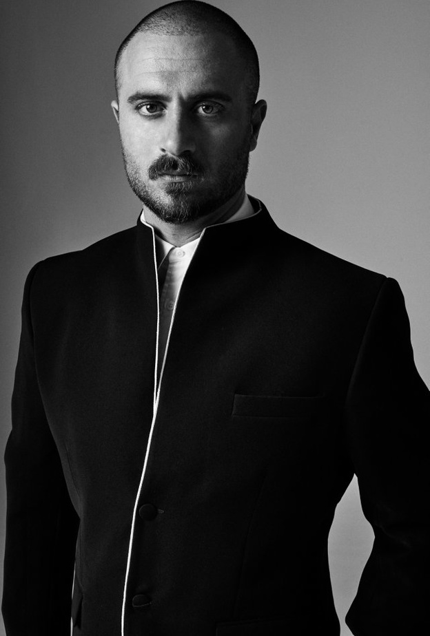 الفنان الإيطالي Luca Valentini