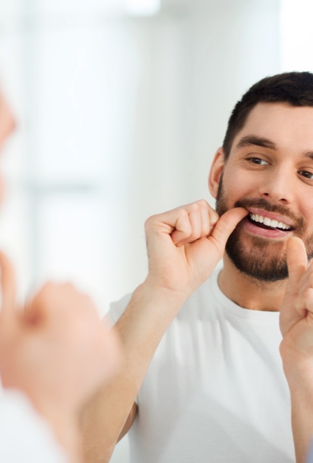 كيفية العناية بصحة الاسنان واللثة عند الرجال