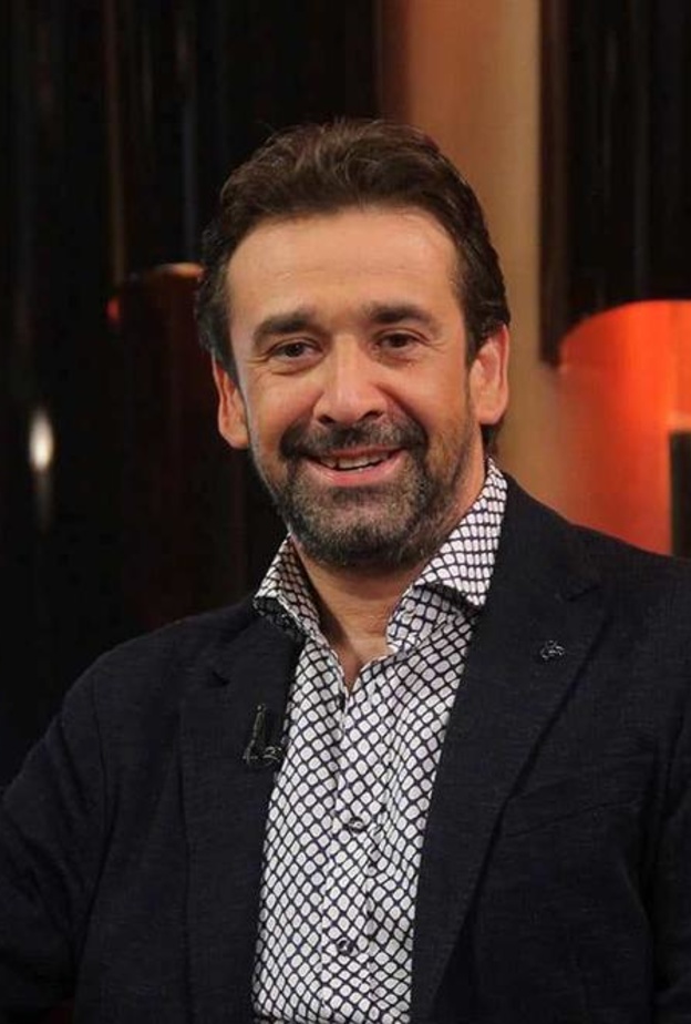 كريم عبدالعزيز