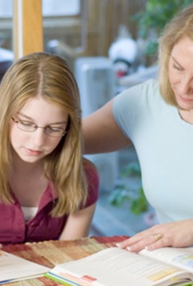 نصائح للأمهات لتسهيل الدراسة على الأبناء