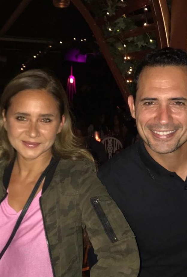 لقاء بين نيللي كريم وظافر العابدين